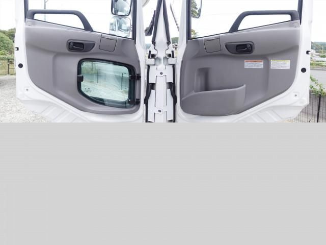 NISSAN DIESEL Quon 2018