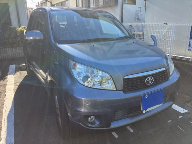 TOYOTA RUSH 2011