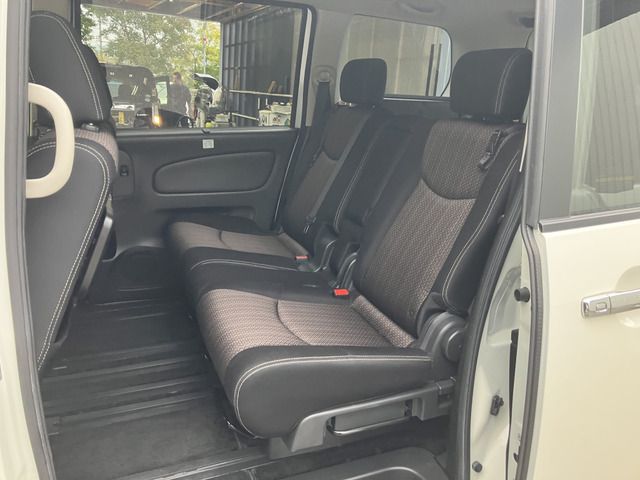 NISSAN SERENA  S-HYBRID 2014