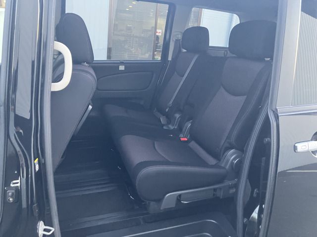 NISSAN SERENA  S-HYBRID 2013