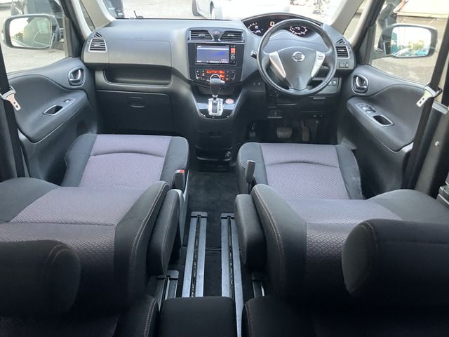NISSAN SERENA  S-HYBRID 2013