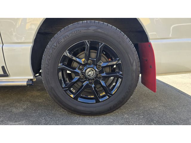 TOYOTA HIACE van 4WD 2023