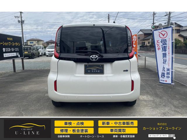 TOYOTA SIENTA HYBRID 2022