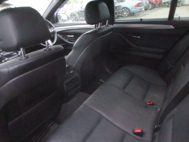 BMW BMW 5series TOURING 2016