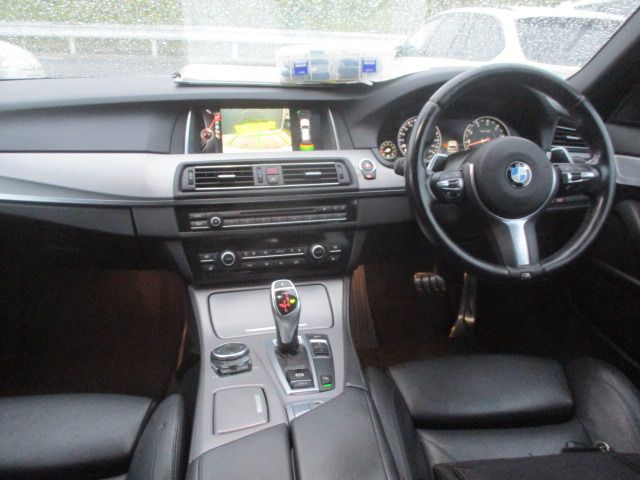 BMW BMW 5series TOURING 2016