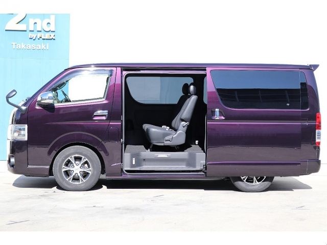 TOYOTA HIACE van 2WD 2019