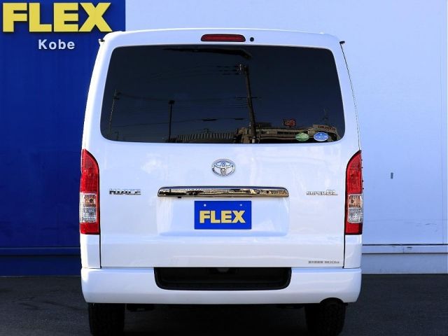 TOYOTA HIACE van 4WD 2019