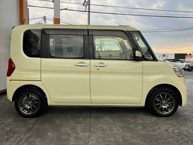DAIHATSU TANTO 2014