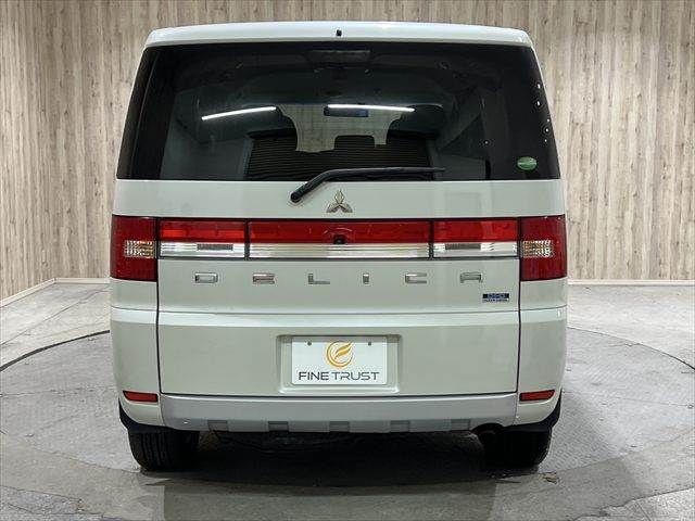 MITSUBISHI DELICA D:5 4WD 2013
