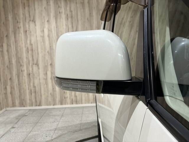 MITSUBISHI DELICA D:5 4WD 2013