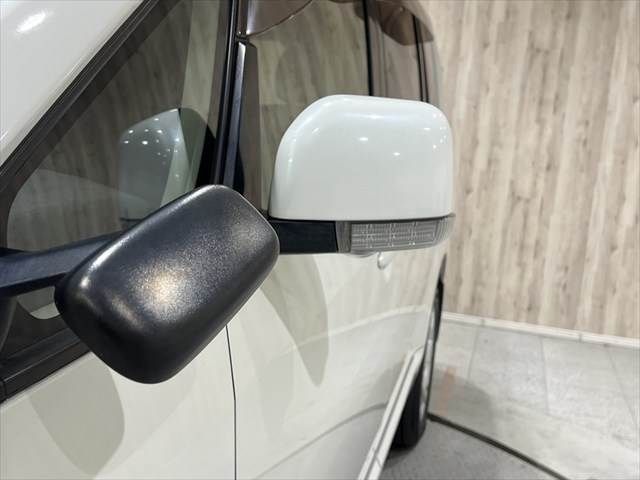 MITSUBISHI DELICA D:5 4WD 2013