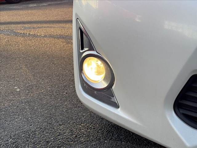 TOYOTA CAMRY HYBRID 2012