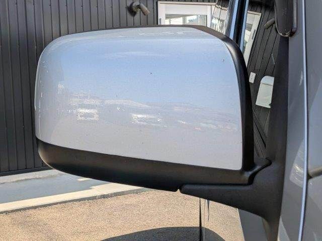 NISSAN NV350 CARAVAN 2016