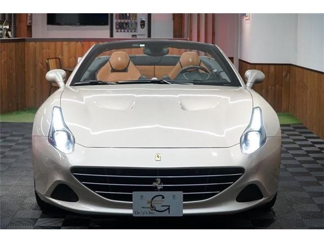 FERRARI FERRARI California T 2016