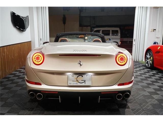 FERRARI FERRARI California T 2016