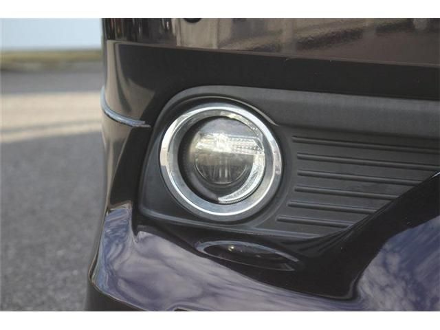 TOYOTA NOAH HYBRID 2014