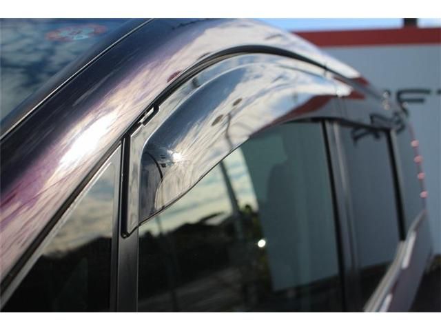 TOYOTA NOAH HYBRID 2014