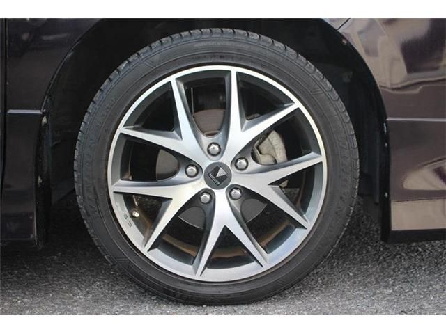 TOYOTA NOAH HYBRID 2014