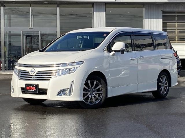 NISSAN ELGRAND  4WD 2013
