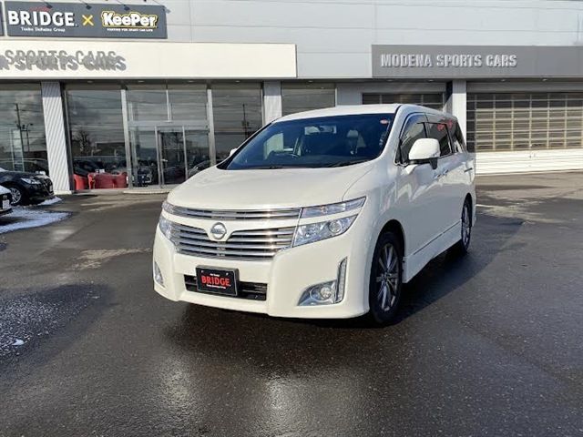 NISSAN ELGRAND  4WD 2013