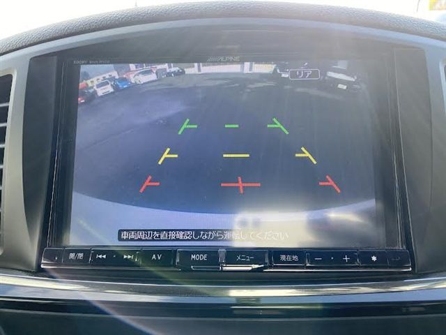 NISSAN ELGRAND  4WD 2013