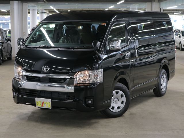 TOYOTA HIACE wagon 2025