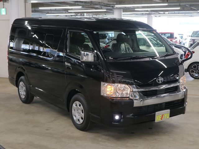TOYOTA HIACE wagon 2025