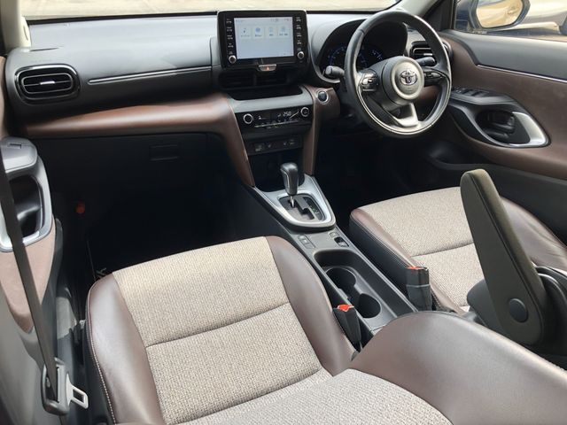 TOYOTA YARIS CROSS 2021