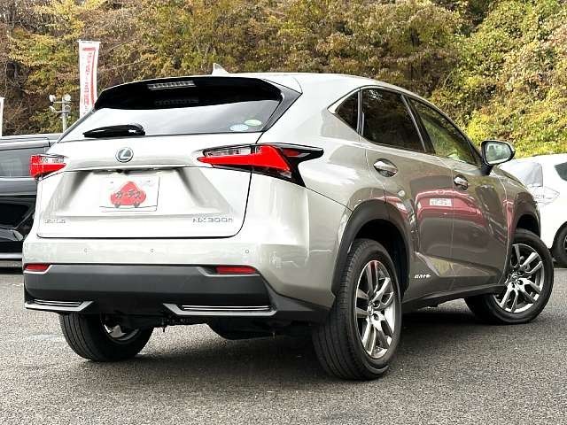TOYOTA LEXUS NX300h 2015