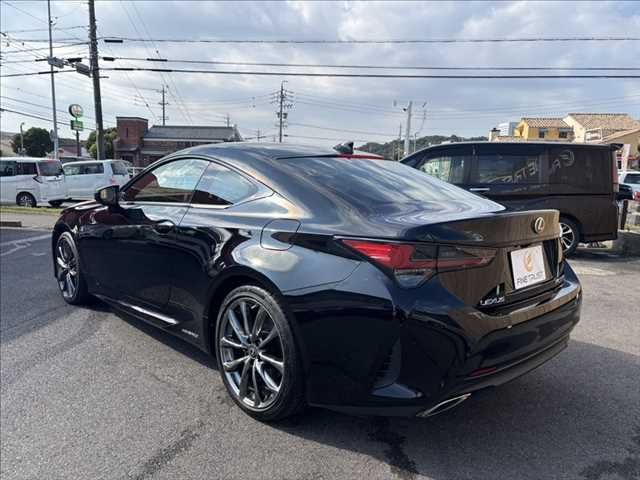 TOYOTA LEXUS RC300h 2022
