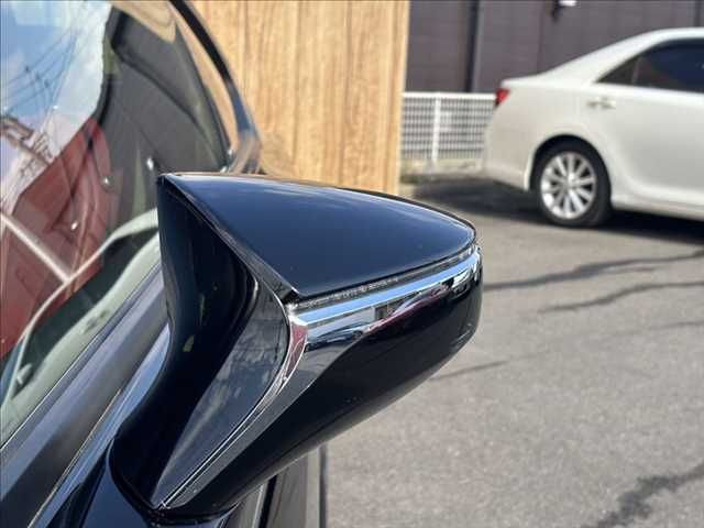 TOYOTA LEXUS RC300h 2022