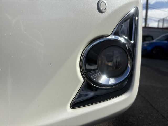 TOYOTA CAMRY HYBRID 2012