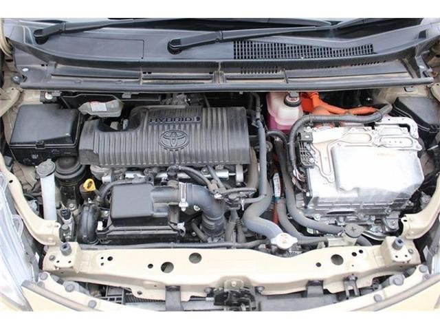 TOYOTA SIENTA HYBRID 2019