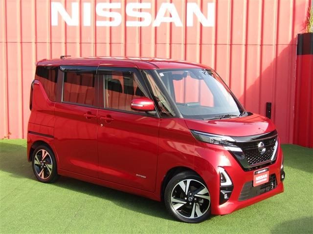 NISSAN ROOX 2021