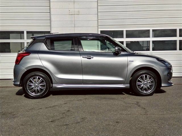 SUZUKI SWIFT 4WD 2017