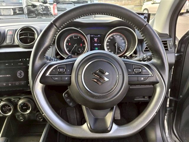 SUZUKI SWIFT 4WD 2017