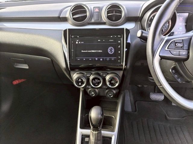 SUZUKI SWIFT 4WD 2017