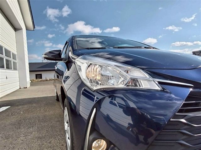 TOYOTA VITZ  4WD 2019