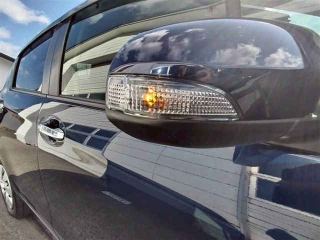 TOYOTA VITZ  4WD 2019