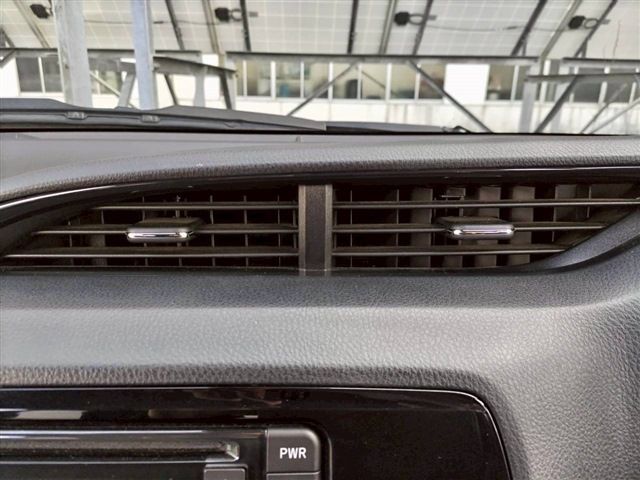 TOYOTA VITZ  4WD 2019