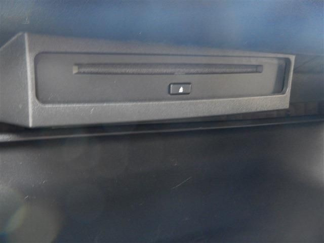 TOYOTA VOXY HYBRID 2022