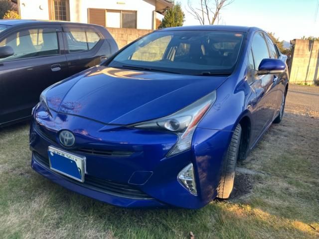 TOYOTA PRIUS 4WD 2016