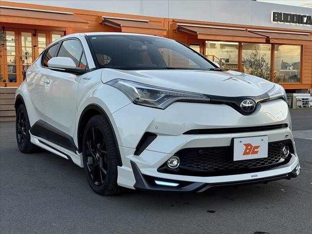 TOYOTA C-HR 2019