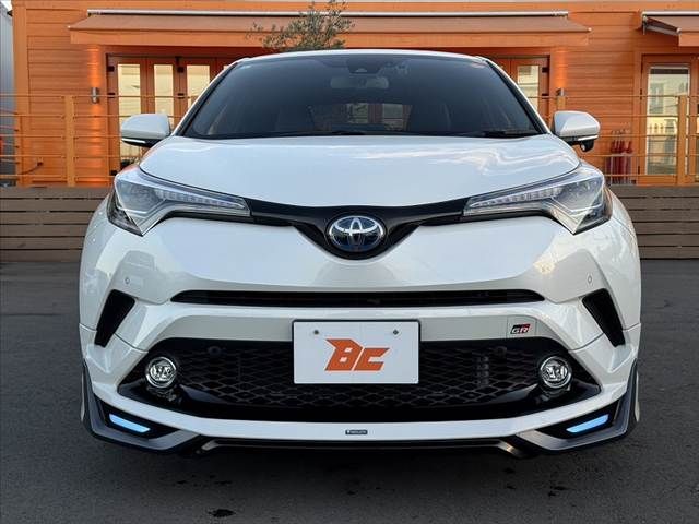 TOYOTA C-HR 2019