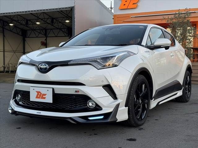 TOYOTA C-HR 2019