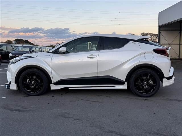 TOYOTA C-HR 2019