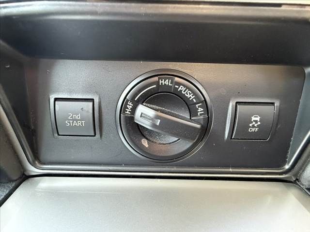 TOYOTA LANDCRUISER PRADO 2022