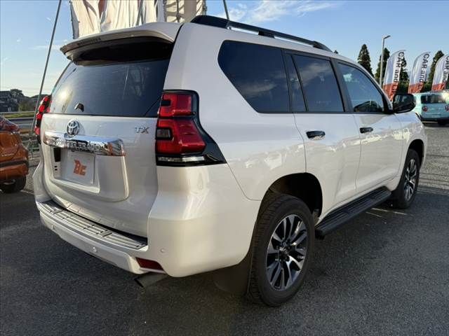 TOYOTA LANDCRUISER PRADO 2022