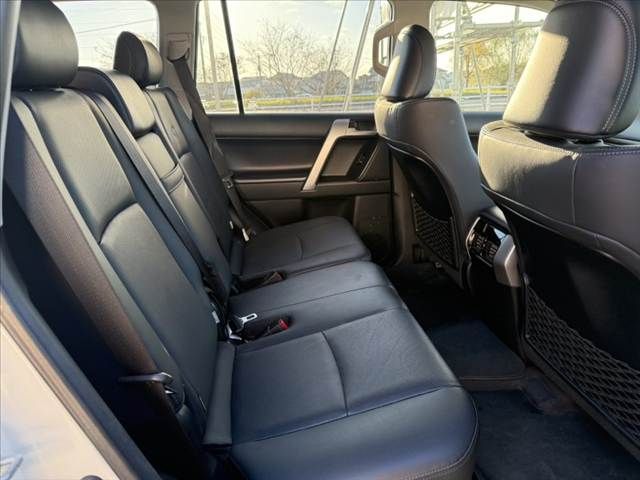 TOYOTA LANDCRUISER PRADO 2022