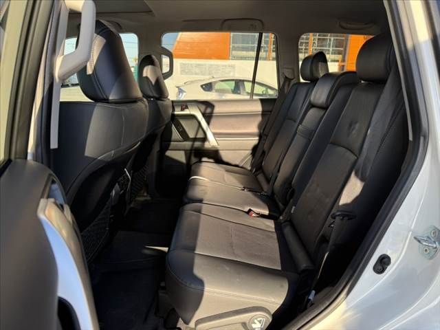 TOYOTA LANDCRUISER PRADO 2022